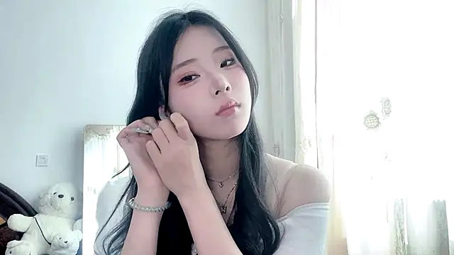 yiyibaby2026 online show from April 2026 02:22:02 AM