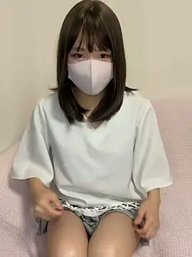 Snapshot of ichigonoiichan chatting on June 2026 11:50:02 PM ichigonoiichan online show from June 2026 11:50:02 PM