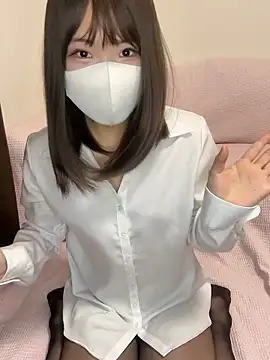 Snapshot of ichigonoiichan chatting on June 2026 11:55:01 PM ichigonoiichan online show from June 2026 11:55:01 PM