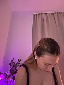 Snapshot of EvaRyen_ chatting on March 2026 03:34:01 PM EvaRyen online show from March 2026 03:34:01 PM