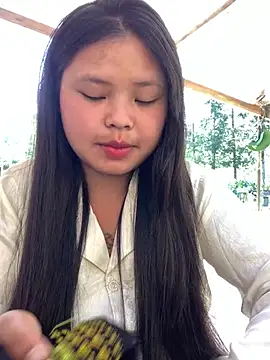 Snapshot of Motminhthoi chatting on May 2026 08:11:01 AM Motminhthoi online show from May 2026 08:11:01 AM