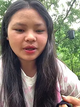 Snapshot of Motminhthoi chatting on May 2026 10:31:02 AM Motminhthoi online show from May 2026 10:31:02 AM