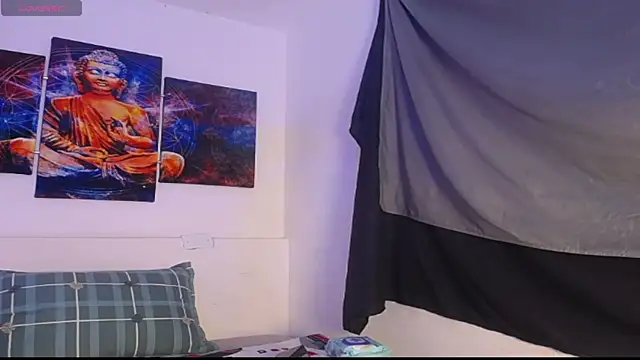 chrisramosv online show from April 2026 11:18:02 PM