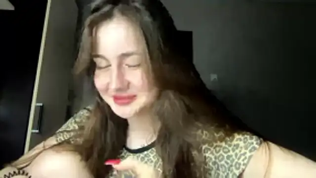 SwervedSlick online show from April 2026 06:05:01 PM