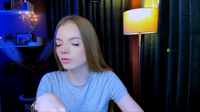 maddy moah online show from April 2026 04:48:01 AM