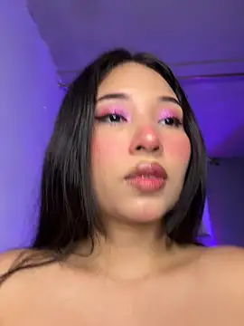 iamkyliewest online show from March 2026 05:44:01 AM