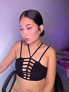 iamkyliewest online show from March 2026 06:39:02 AM