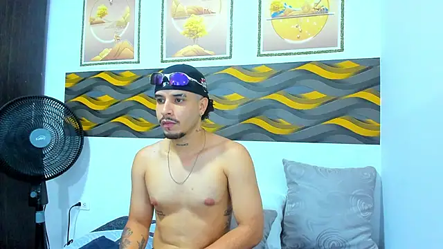 Leon Hotx online show from March 2026 06:51:01 PM