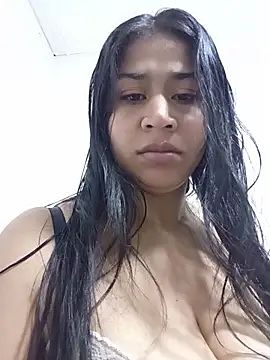 Snapshot of LexyJohnnes_ chatting on June 2026 02:00:01 AM LexyJohnnes online show from June 2026 02:00:01 AM