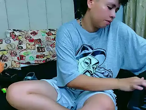 NikiEvanz online show from April 2026 05:24:02 AM