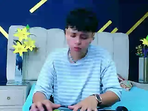 NikiEvanz online show from April 2026 03:24:01 AM