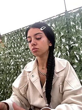 afrodita pinkk online show from April 2026 09:39:33 PM