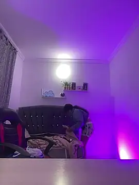 LINDA EF online show from June 2026 09:43:02 PM