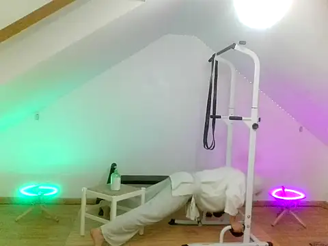 NinjaLaser online show from April 2026 07:29:01 PM