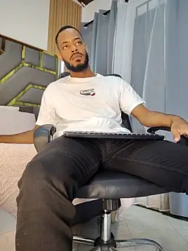 Oliver bigblack cock online show from April 2026 06:21:01 PM