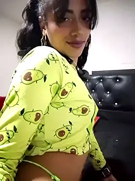 KattyBerryX online show from April 2026 12:11:02 AM