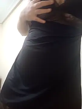 kitsuneniki online show from April 2026 10:18:02 AM