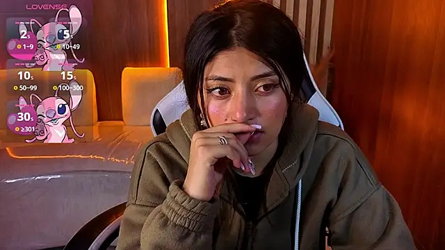 Lia queen tx online show from April 2026 02:47:01 AM