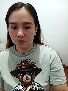 Snapshot of Brittany_G chatting on April 2026 10:07:02 PM Brittany G online show from April 2026 10:07:02 PM