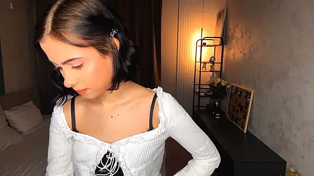 EhtelVesperman online show from March 2026 03:12:01 PM