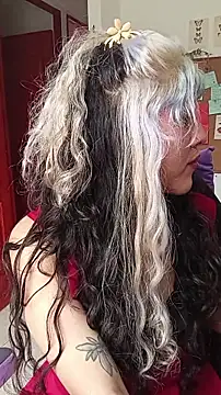 La-venus online show from April 2026 04:55:02 PM