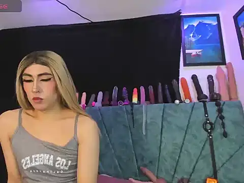 Snapshot of naughty_trans_dolls chatting on April 2026 05:22:02 PM naughty trans dolls online show from April 2026 05:22:02 PM