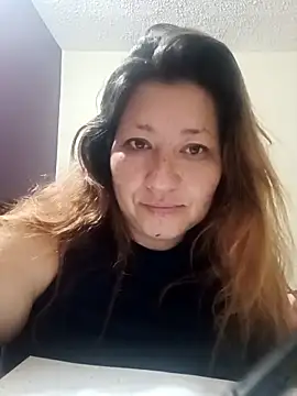 Stefanny red online show from April 2026 10:43:01 AM