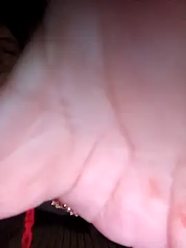 Lyly22x online show from April 2026 12:04:01 AM