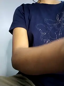 Tasty Cherry online show from April 2026 08:14:01 PM