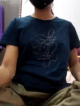 Tasty Cherry online show from April 2026 06:34:02 PM