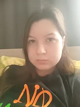 Ninyao  online show from March 2026 10:38:02 PM