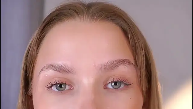 HellenSlavis online show from April 2026 09:40:01 AM