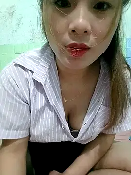 candy flo online show from March 2026 05:49:01 PM