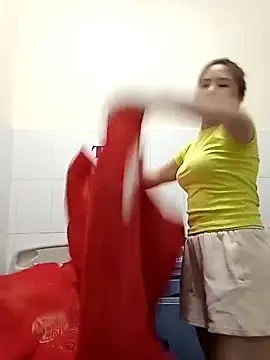 candy flo online show from April 2026 12:57:02 PM