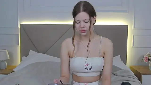 Sophie Rays online show from May 2026 03:56:01 AM