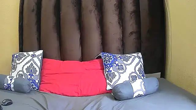 queensBetty online show from April 2026 10:02:02 AM