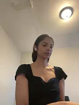 karlatiburcio online show from March 2026 08:25:01 PM