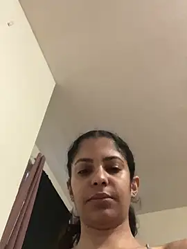 karlatiburcio online show from July 2026 04:09:01 PM