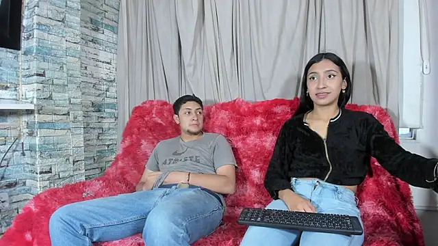 NoahAndBunny online show from April 2026 11:11:01 AM