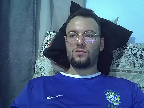 piazaocwb23 online show from April 2026 09:42:01 PM