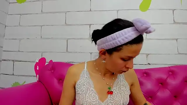 Danna Greyy online show from April 2026 12:08:02 PM