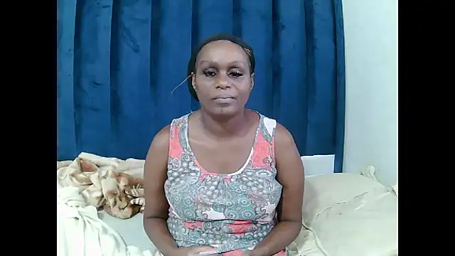 MelaniBbe online show from April 2026 01:44:01 PM