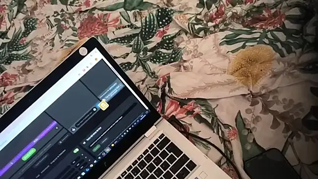 DanteYJuri online show from April 2026 05:22:02 PM