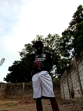 spittingpig1 online show from March 2026 12:00:01 PM