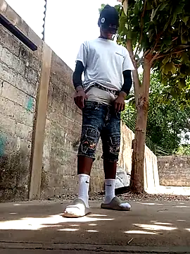 spittingpig1 online show from March 2026 02:44:01 PM