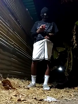 spittingpig1 online show from March 2026 05:13:01 AM