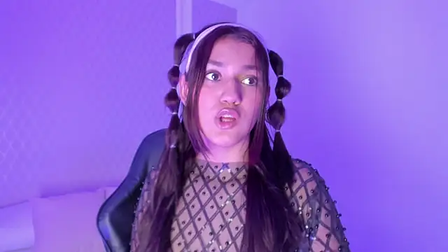 cristin collins online show from April 2026 10:54:02 PM