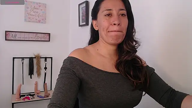 violeta scott online show from March 2026 02:44:01 PM