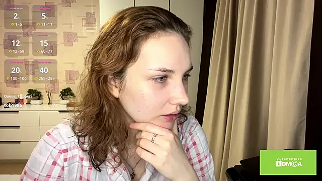 SamellaFlugum online show from March 2026 06:09:02 PM