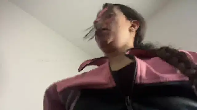 ItsAmara online show from April 2026 01:34:02 PM